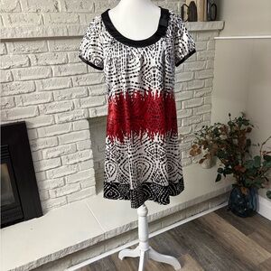 BCBGMaxAzria Silky Graphic Print Mini Dress Red/Black/White Short Sleeves Size M